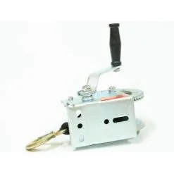 Varan Motors - S1200 Treuil Manuel à Manivelle 544/1088kg Pour Remorque, Quad, Bateau Avec Sangle De 50mm X 8m - Gris 9 Varan Motors - S1200 Treuil Manuel à Manivelle 544/1088kg Pour Remorque, Quad, Bateau Avec Sangle De 50mm X 8m - Gris -Varan Motors Magasin 1316273 4