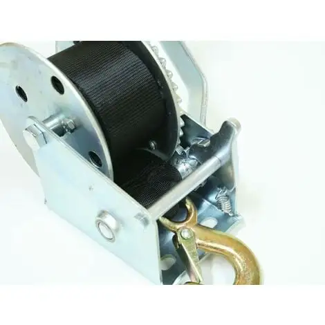 Varan Motors - S1200 Treuil Manuel à Manivelle 544/1088kg Pour Remorque, Quad, Bateau Avec Sangle De 50mm X 8m - Gris 6 Varan Motors - S1200 Treuil Manuel à Manivelle 544/1088kg Pour Remorque, Quad, Bateau Avec Sangle De 50mm X 8m - Gris – Image 5